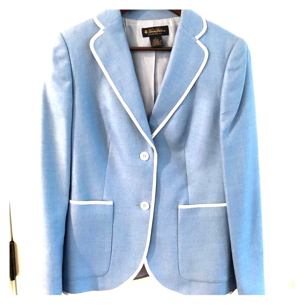 Structured Light Blue Blazer with Contrast White Trim